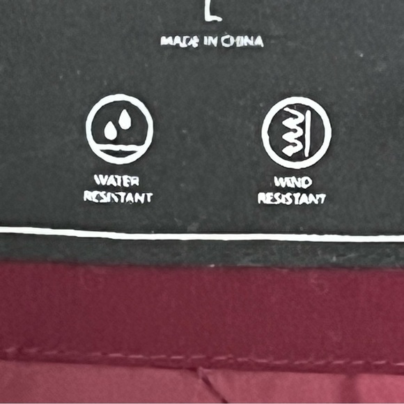 HFX Women’s Jacket size Large Quilted Lining Hooded Water & Wind Resistant FLAW - Picture 16 of 16